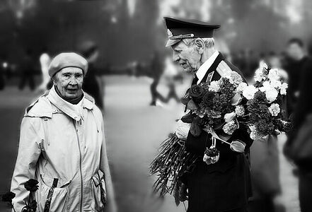 Празднование Дня победы в Великой Отечественной войне. Москва, Парк Победы, Поклонная гора, 9 мая 2012.