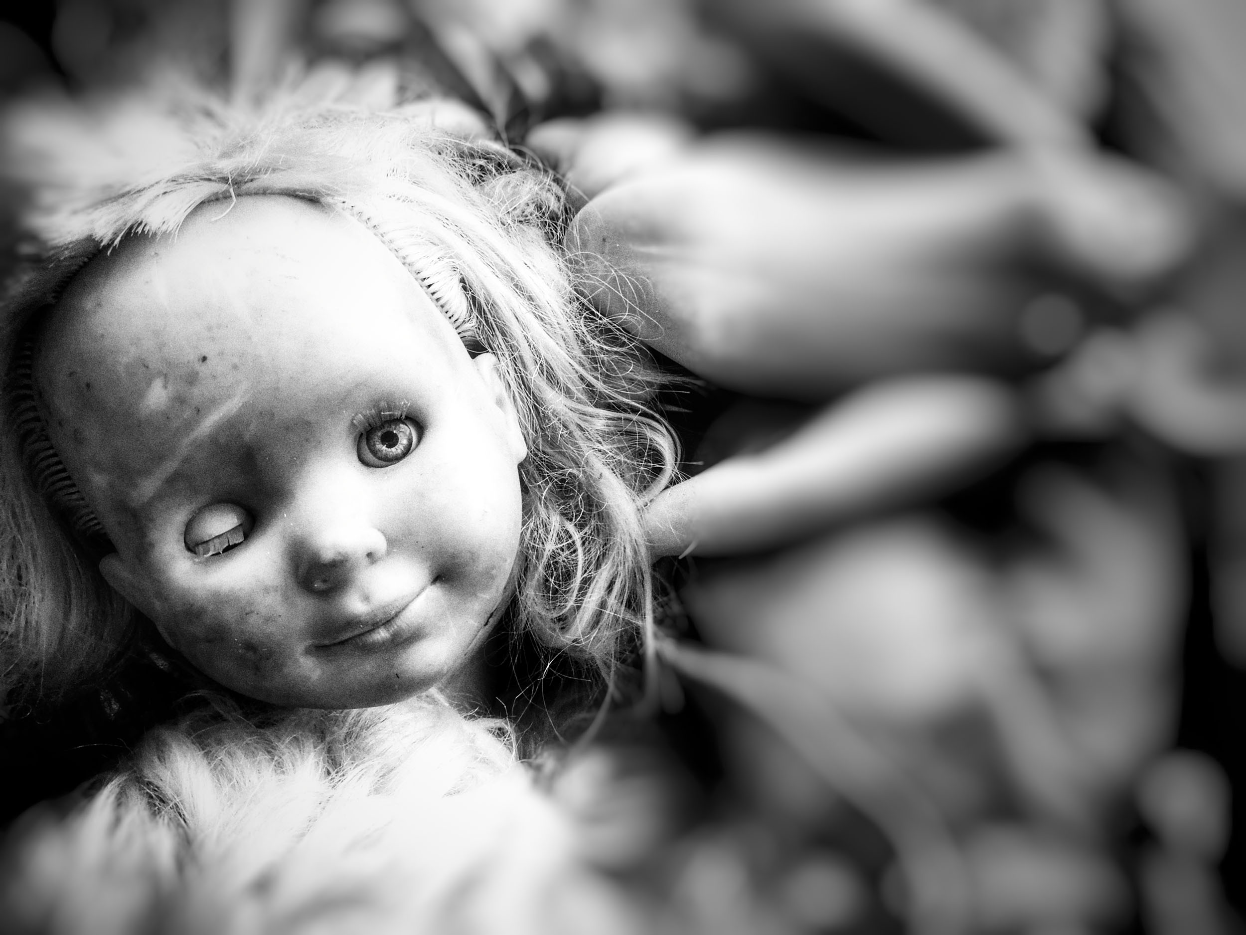 Alexander Tarasenkov (Александр Тарасенков) photographer, Moscow. House of abandoned dolls. Untitled