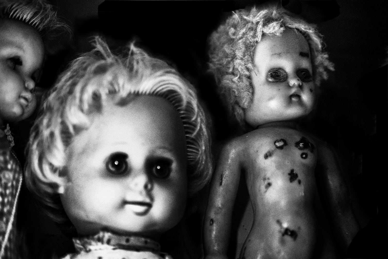 Alexander Tarasenkov (Александр Тарасенков) photographer, Moscow. House of abandoned dolls. Untitled