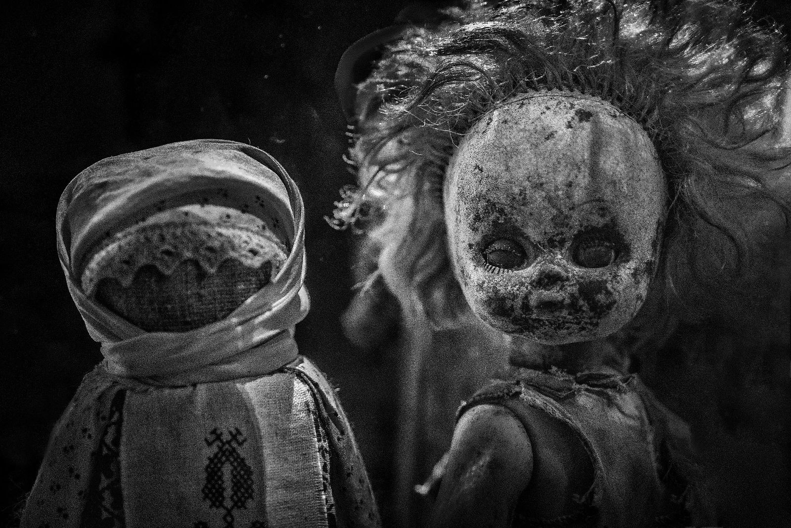 Alexander Tarasenkov (Александр Тарасенков) photographer, Moscow. House of abandoned dolls. Untitled