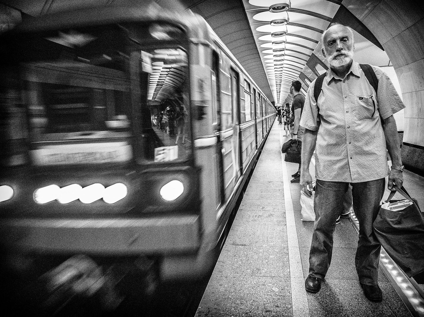 Alexander Tarasenkov (Александр Тарасенков) photographer, Moscow. MetroLife. Untitled