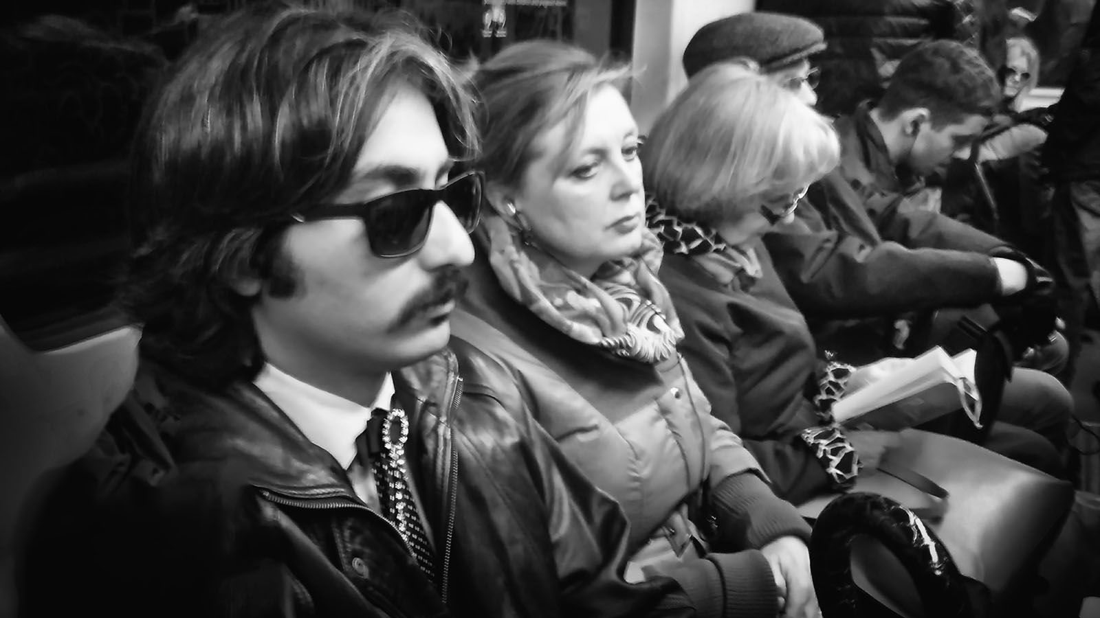 Alexander Tarasenkov (Александр Тарасенков) photographer, Moscow. MetroLife. Untitled
