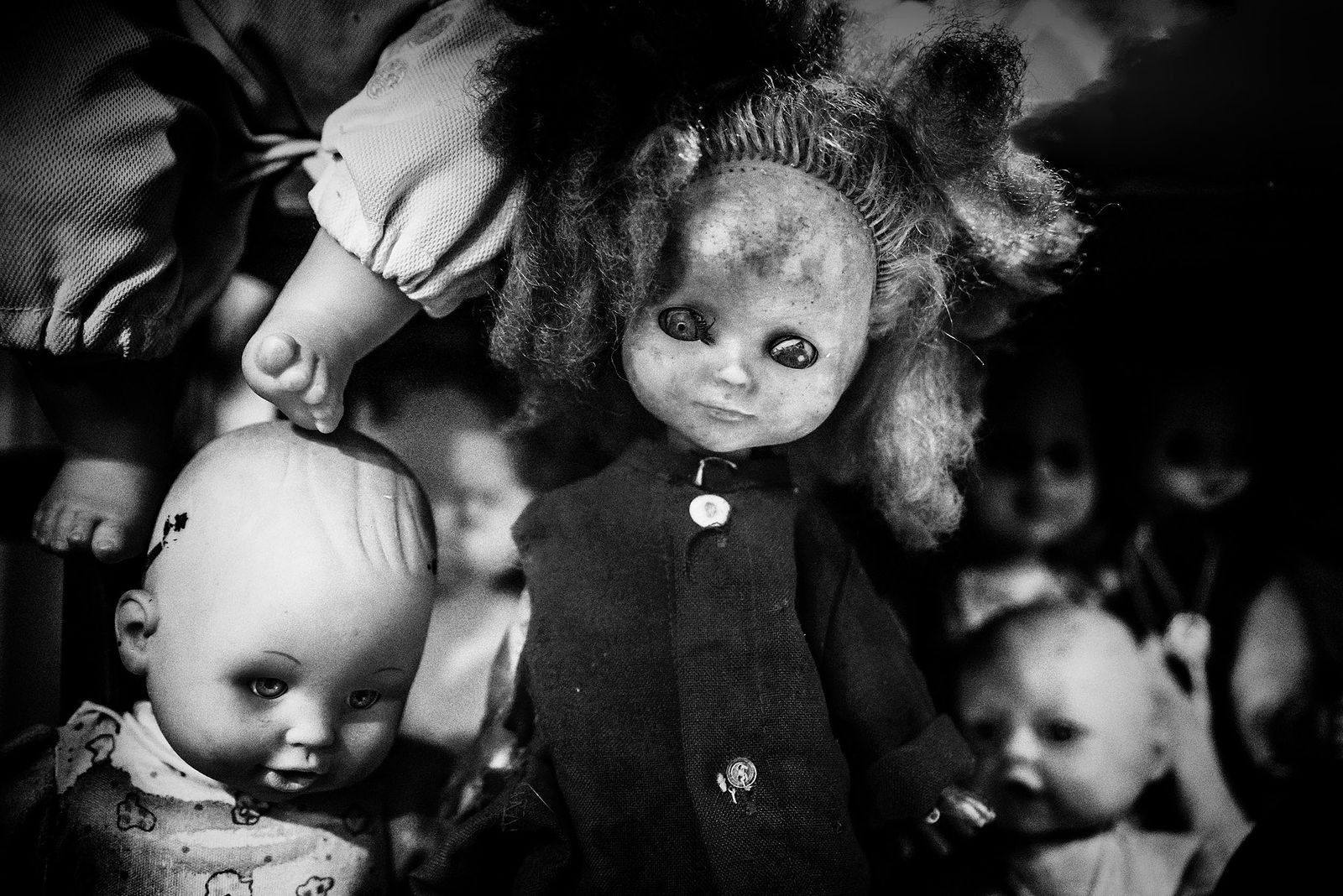 Alexander Tarasenkov (Александр Тарасенков) photographer, Moscow. House of abandoned dolls. Untitled