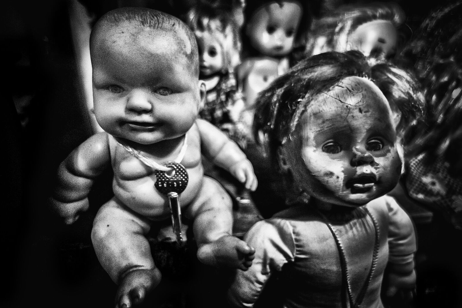 Alexander Tarasenkov (Александр Тарасенков) photographer, Moscow. House of abandoned dolls. Untitled