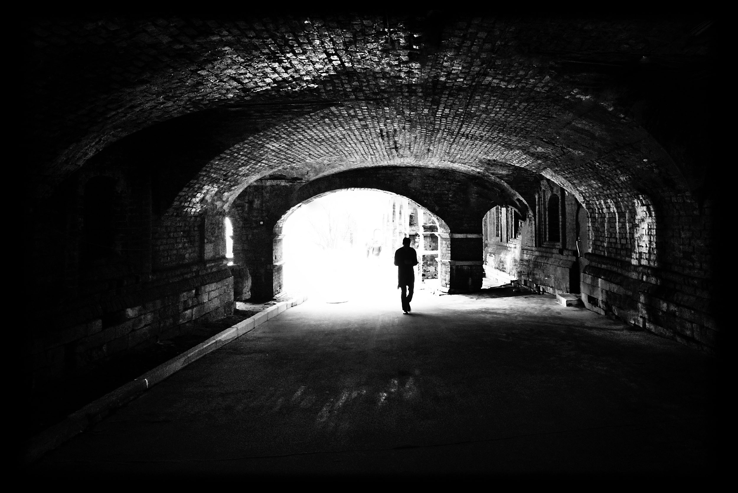 Дорогие друзья!
Моя работа будет представленна на выставке «Преимущественно чёрный», The Fridge Gallery, Вашингтон, США, 1 - 3 октября 2020.