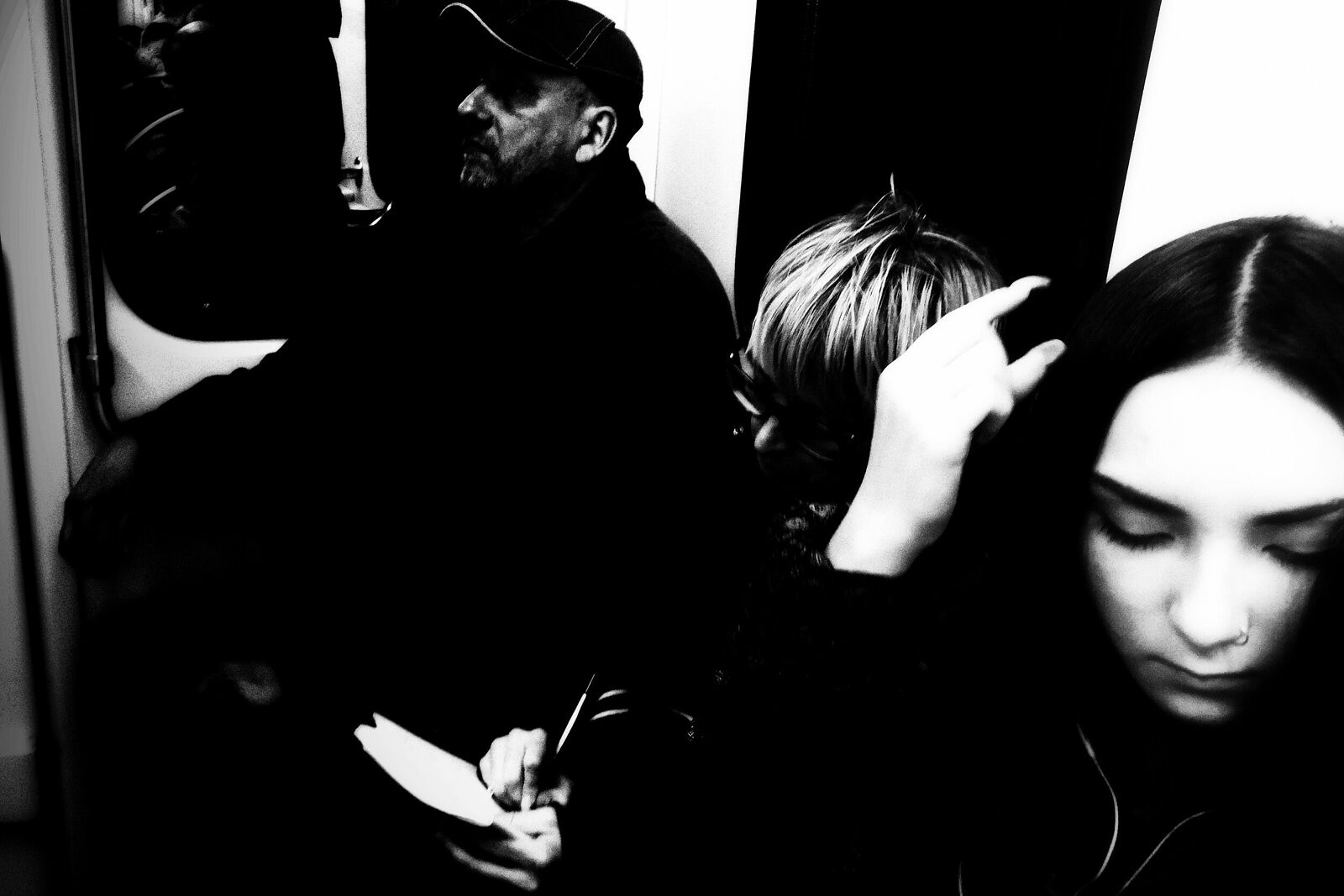 Alexander Tarasenkov (Александр Тарасенков) photographer, Moscow. MetroLife. Untitled