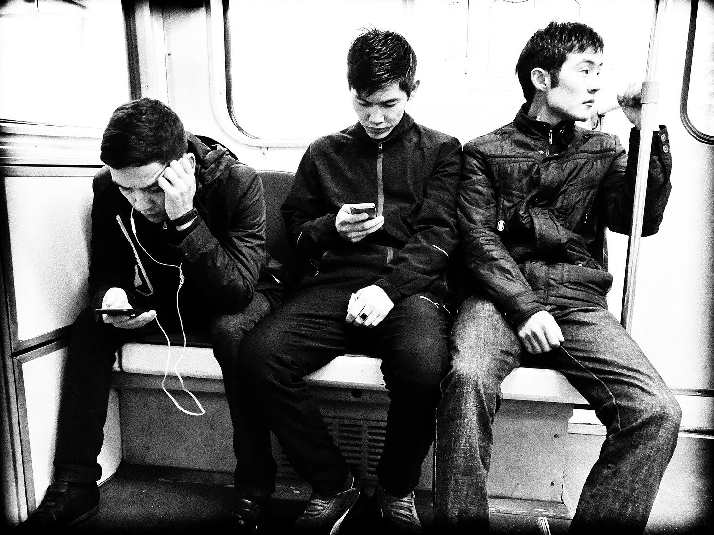 Alexander Tarasenkov (Александр Тарасенков) photographer, Moscow. MetroLife. Untitled