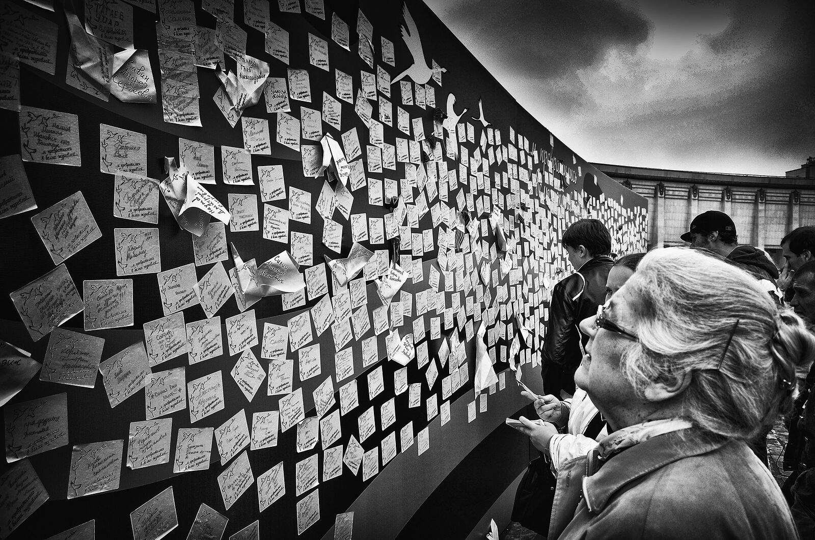 Празднование Дня победы в Великой Отечественной войне. Москва, Парк Победы, Поклонная гора, 9 мая 2012.