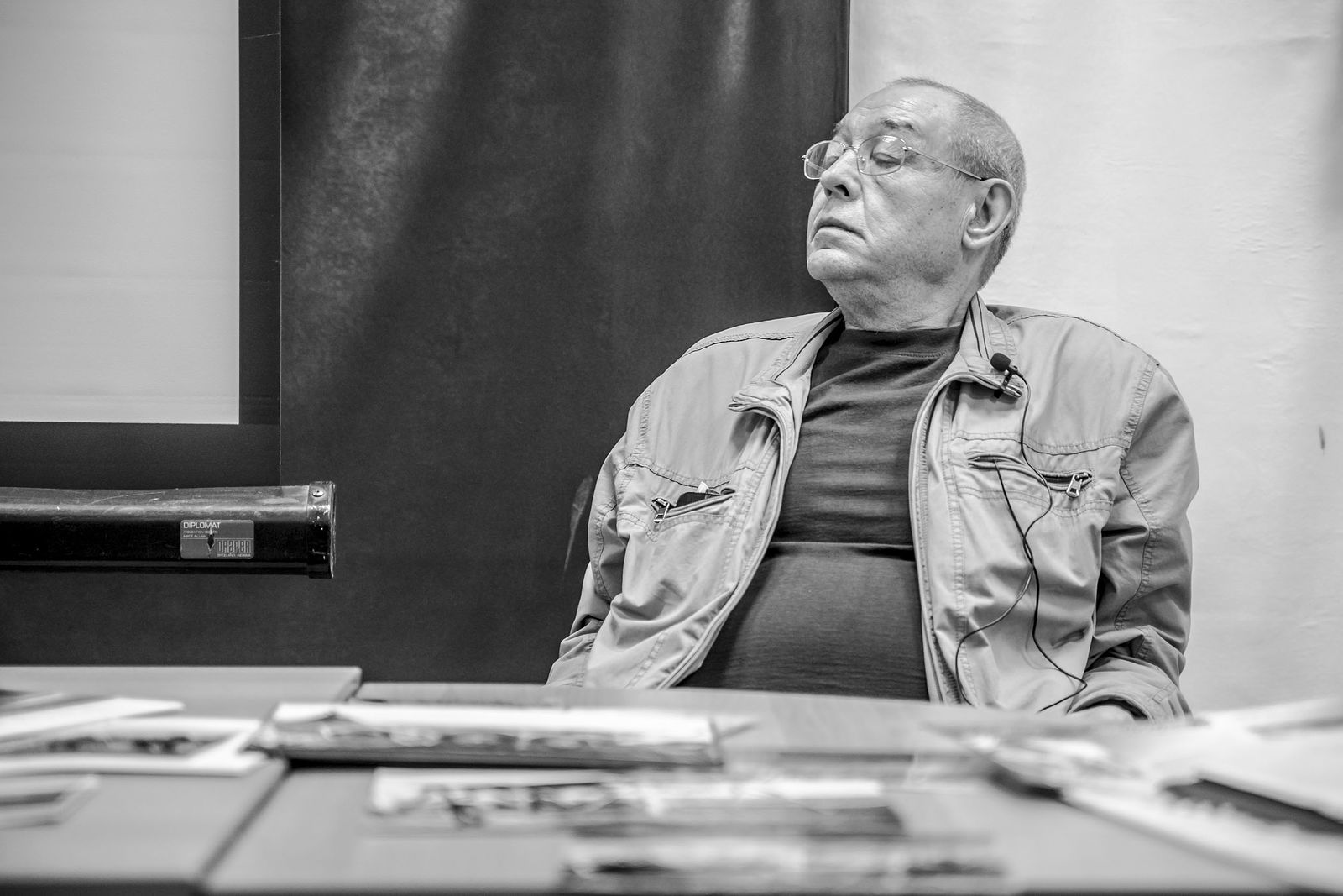 Alexander Tarasenkov (Александр Тарасенков) photographer, Moscow. 22.March 2019, Report from the creative meeting of the photographer Victor Zagumennov.. Untitled